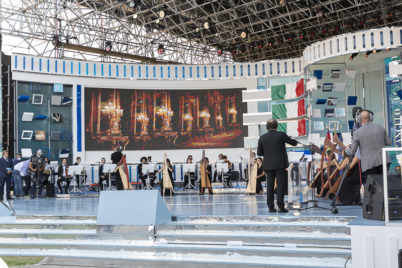 Un momento della cerimonia.