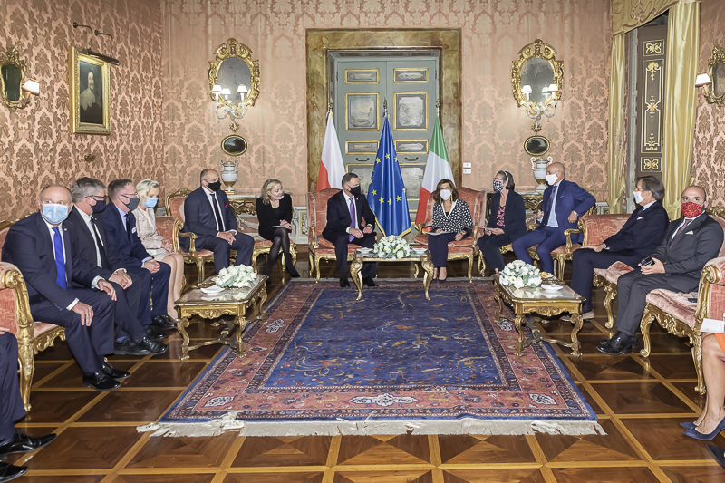 Un momento della visita. Un momento della visita.