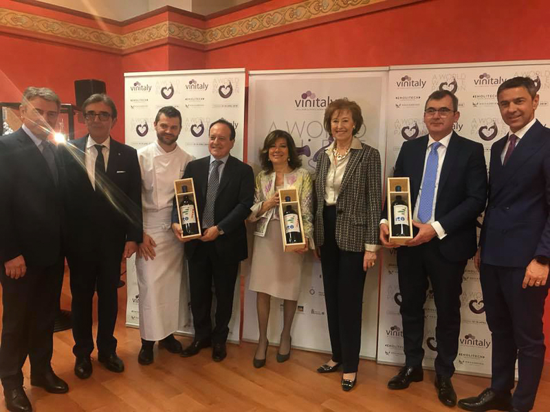 A Verona per l'inaugurazione della 52ima edizione di VINITALY.