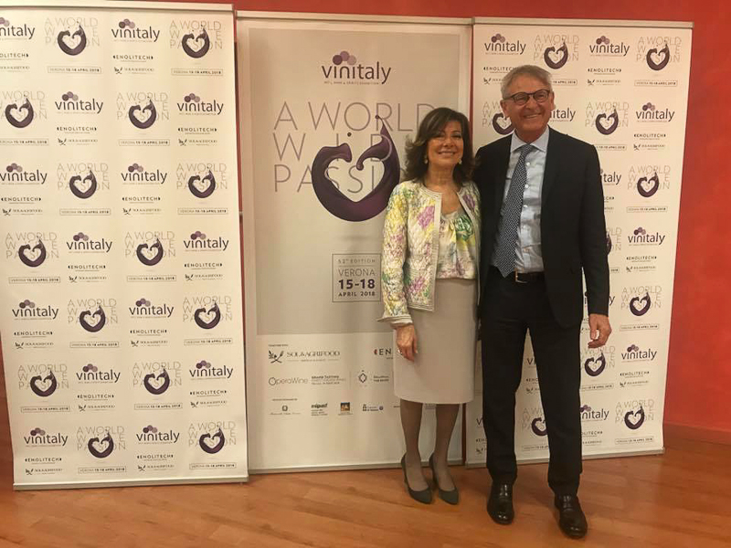 A Verona per l'inaugurazione della 52ima edizione di VINITALY.