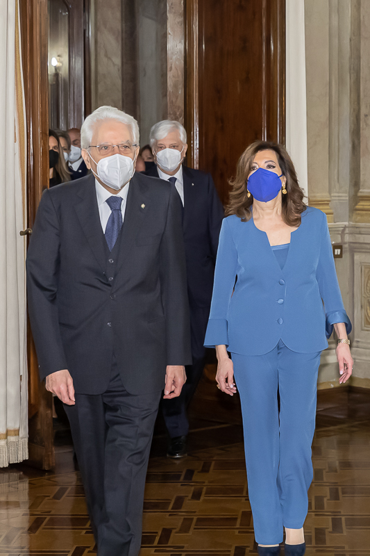 Il Presidente del Senato, Maria Elisabetta Alberti Casellati, fa ingresso nella Sala Pannini di Palazzo Madama, unitamente al Capo dello Stato.