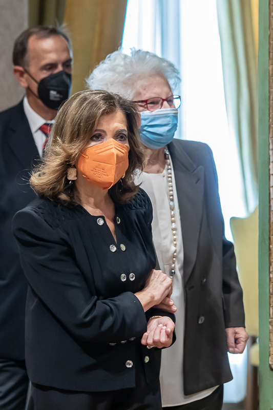 Il Presidente del Senato, Maria Elisabetta Alberti Casellati, fa ingresso nella Sala Zuccari di Palazzo Giustiniani.