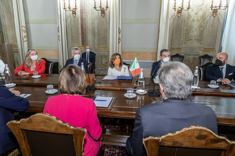 Incontro bilaterale con la Speaker del Congresso statunitense, Nancy Pelosi, nella Sala Pannini di Palazzo Madama.