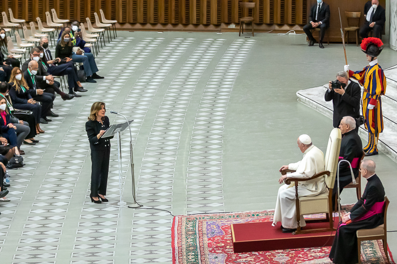 Indirizzo di saluto del Presidente del Senato, Maria Elisabetta Alberti Casellati, in occasione dell'udienza del Santo Padre in aula Paolo VI.