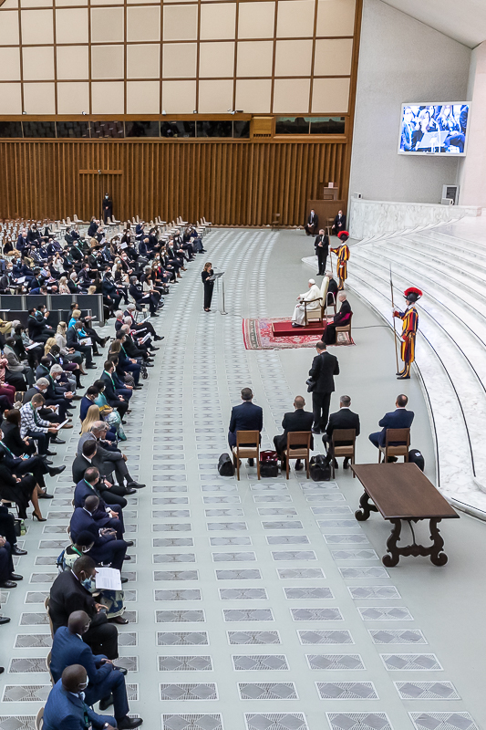 Indirizzo di saluto del Presidente del Senato, Maria Elisabetta Alberti Casellati, in occasione dell'udienza del Santo Padre in aula Paolo VI.