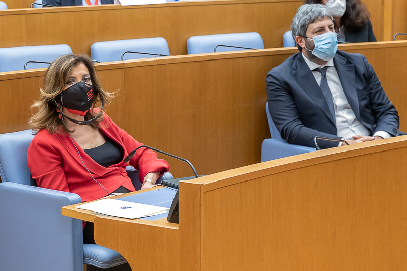 Un momento della cerimonia.