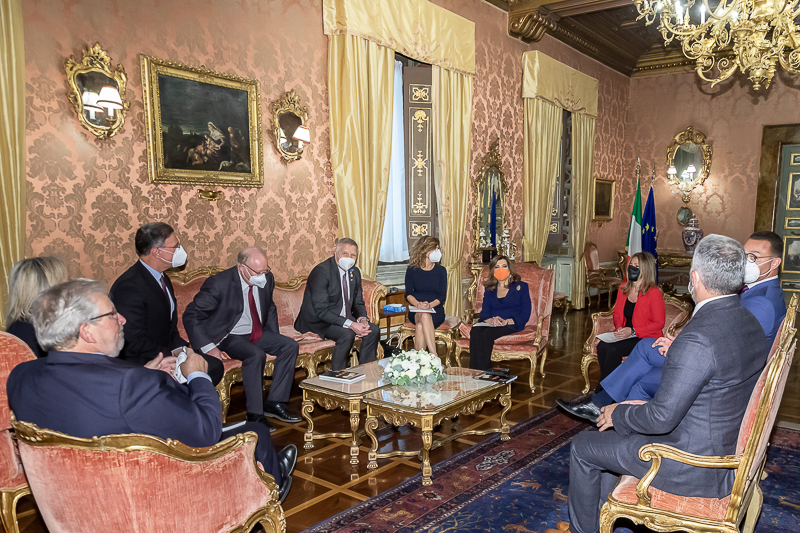 Un momento della visita. Un momento della visita.