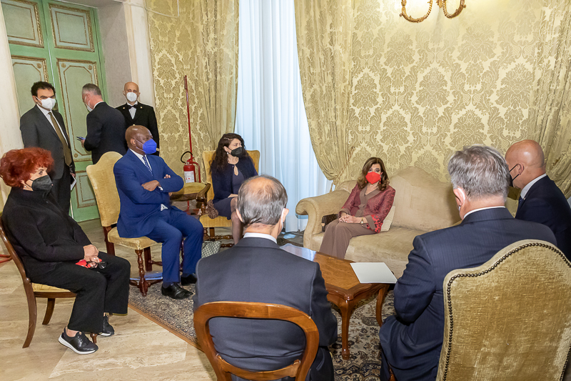 Nella foto, il Presidente del Senato, Maria Elisabetta Alberti Casellati, prima dell'inizio della cerimonia.