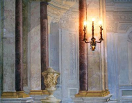 Particolare della decorazione a trompe-l'oeil che impreziosisce le pareti della Sala Pannini