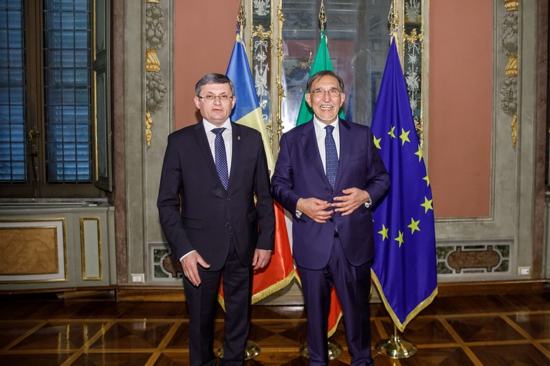 Con il Presidente del Parlamento della Repubblica di Moldova Igor Grosu